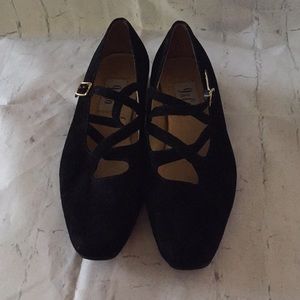 9 & co black suede shoes